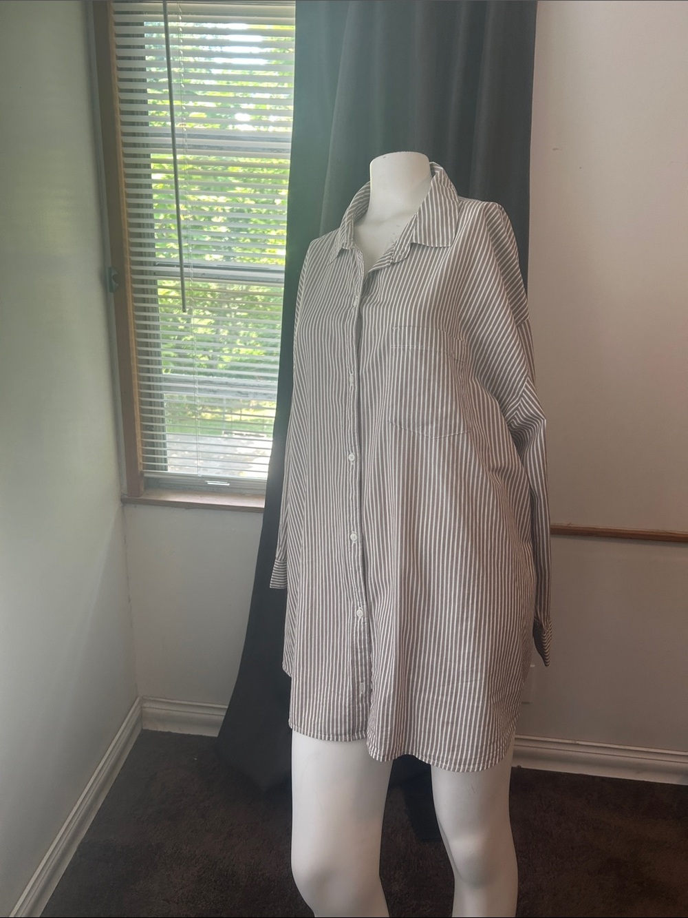 Old Navy Casual Striped Boyfriend Button-Down Shirt - Tan & White